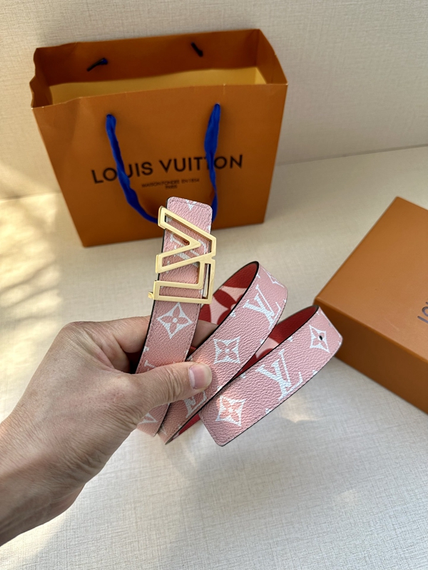 激安ルイヴィトンベルト背面デザイン